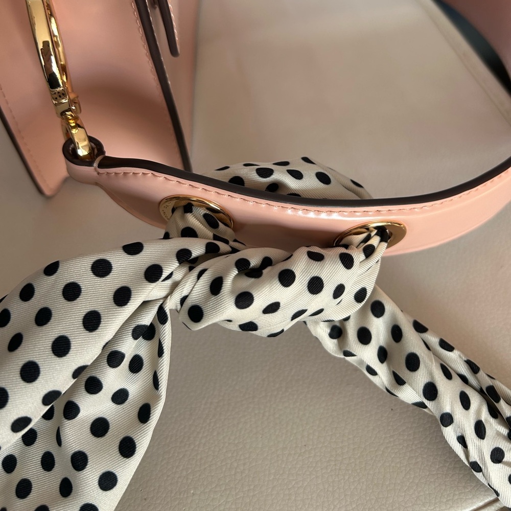 Marc Jacobs Downtown Top Handle Bag in Pink Leather with Scarf - Picture 8 of 10